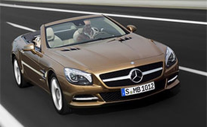 Video: Mercedes-Benz SL (2012) – Novinka v akci