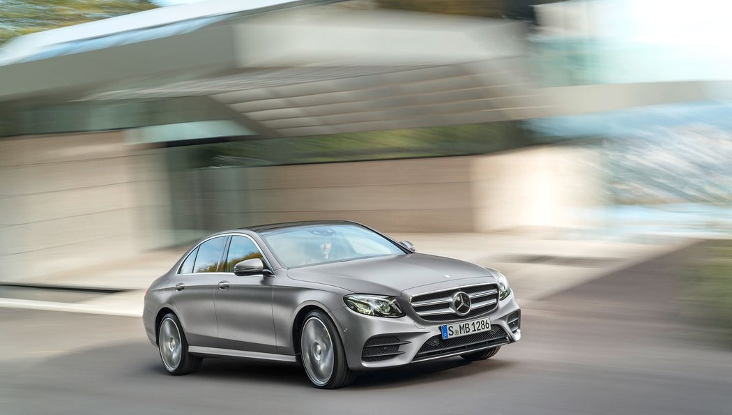 mercedesbenz novemodely premioveznacky vyssistredni