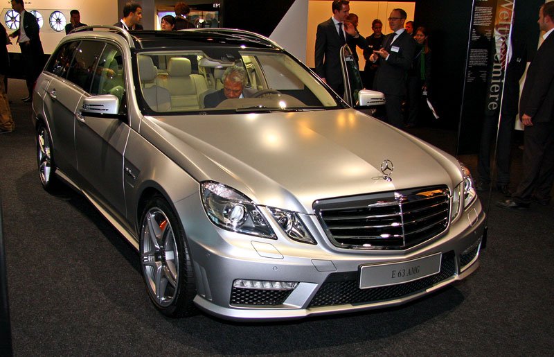 Mercedes-Benz E