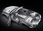 Nový Mercedes-Benz SL dostane až o 140 kg lehčí karoserii