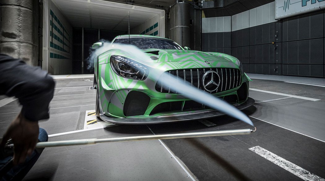 Mercedes-AMG GT4