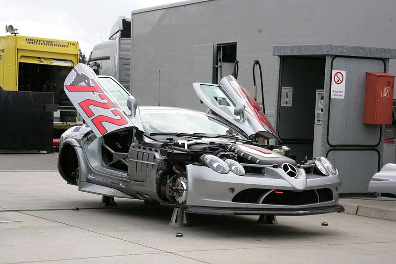 Mercedes-Benz SLR