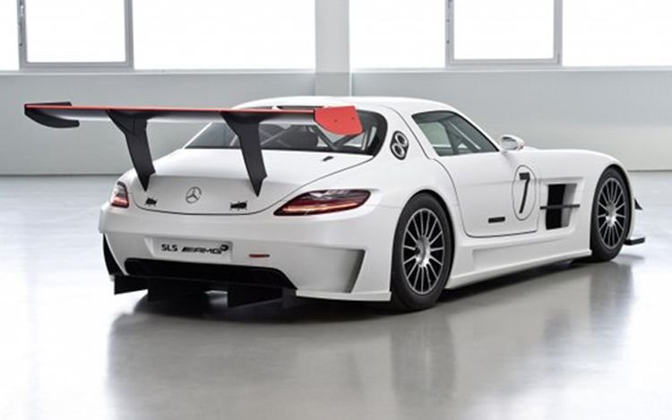 Mercedes-Benz SLS