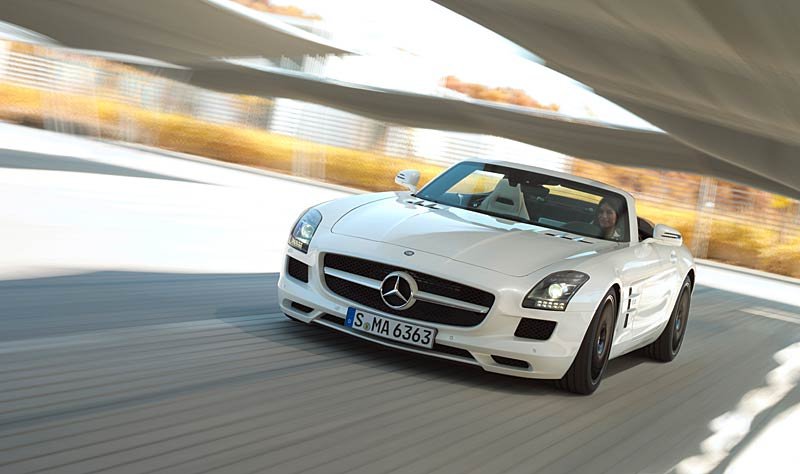 Mercedes-Benz SLS