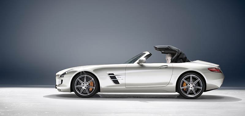 Mercedes-Benz SLS