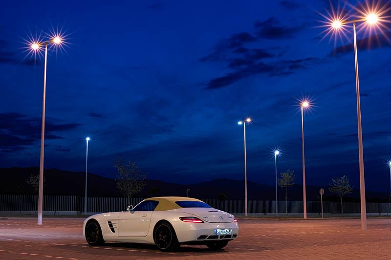 Mercedes-Benz SLS AMG Roadster