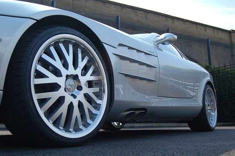 Mercedes-Benz SLR