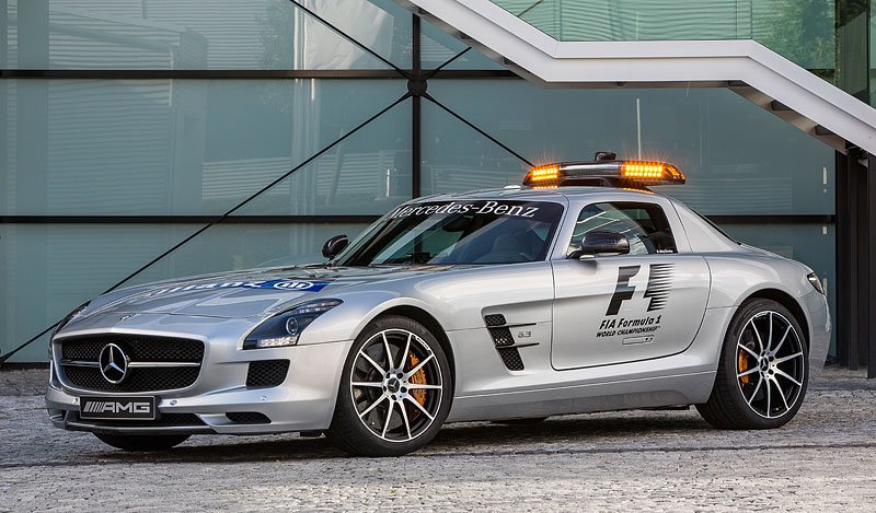 Mercedes-Benz SLS