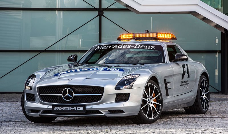 Mercedes-Benz SLS