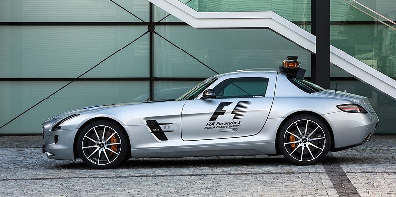 Mercedes-Benz SLS