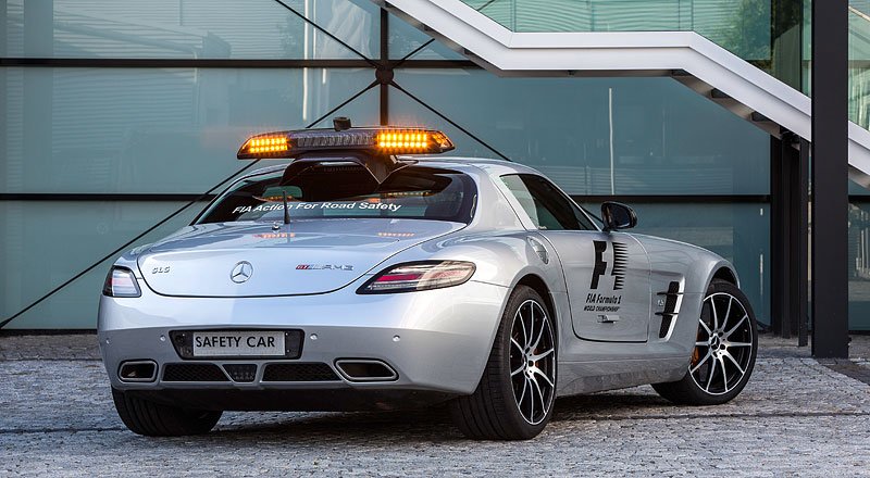 Mercedes-Benz SLS