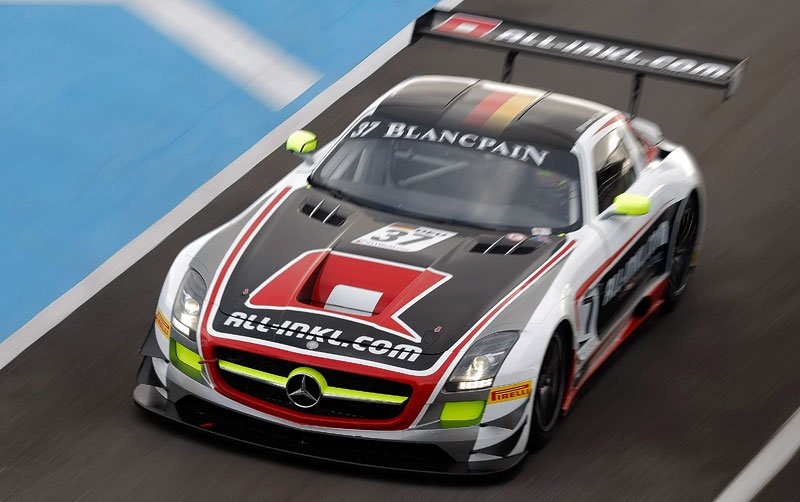 Mercedes-Benz SLS