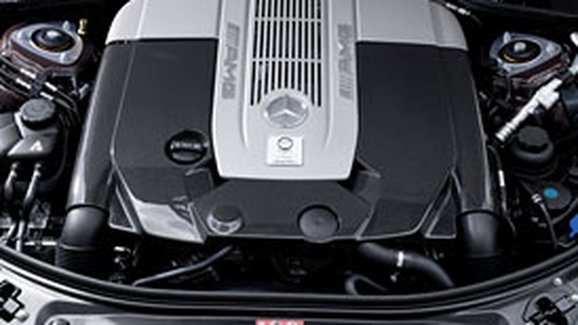 Nový motor 5,5 V8 Biturbo pro Mercedes-Benz CL 63 AMG a S 63 AMG