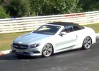 Spy video: Mercedes-Benz S Cabrio se prohání po Severní smyčce