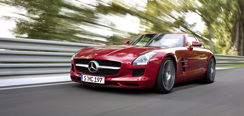 Mercedes-Benz SLS