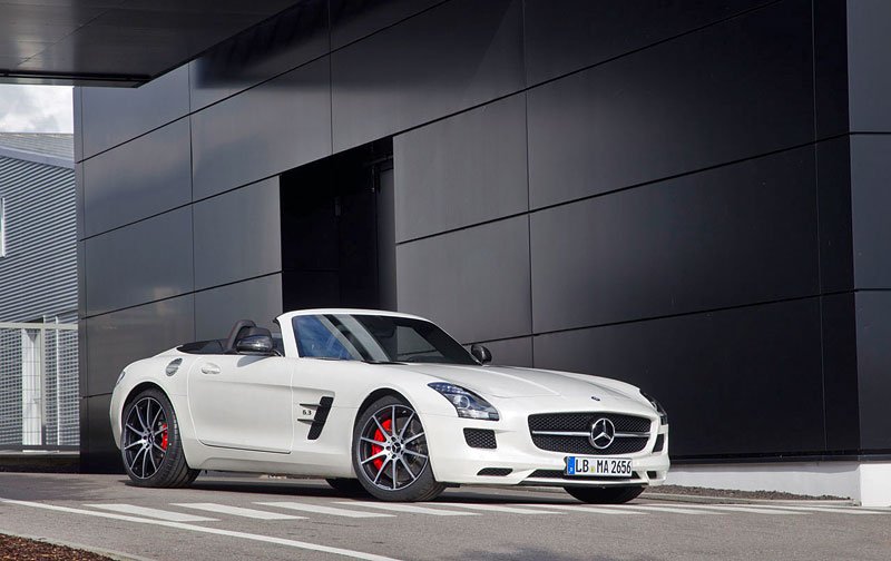 Mercedes-Benz SLS