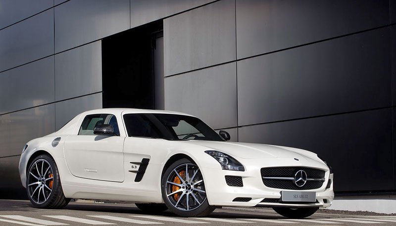 Mercedes-Benz SLS