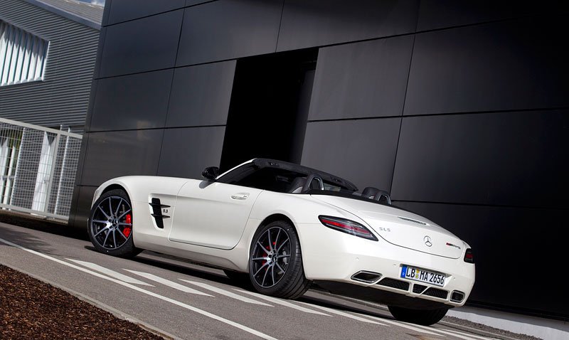 Mercedes-Benz SLS