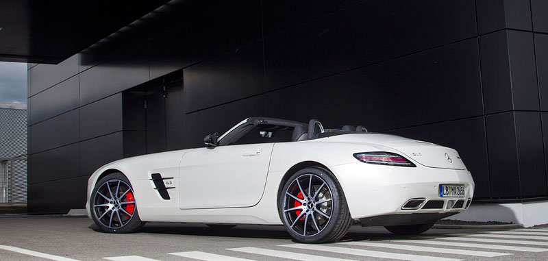 Mercedes-Benz SLS