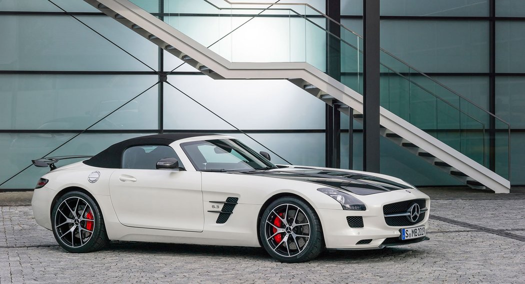 Mercedes-Benz SLS