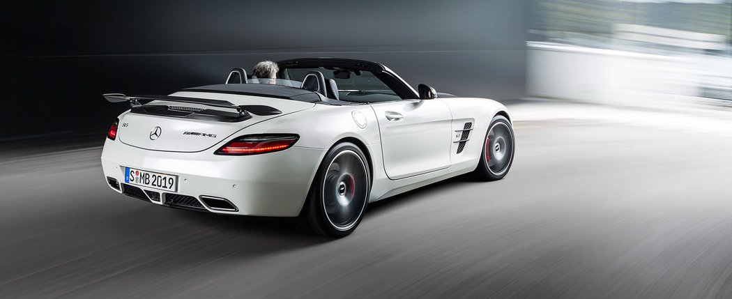 Mercedes-Benz SLS