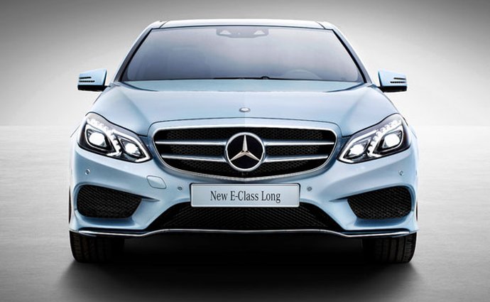 Čínský antimonopolní úřad si došlápl na Mercedes, Audi a Chrysler