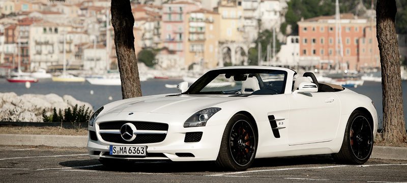 Mercedes-Benz SLS