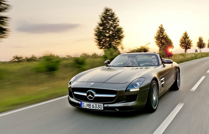 Mercedes-Benz SLS