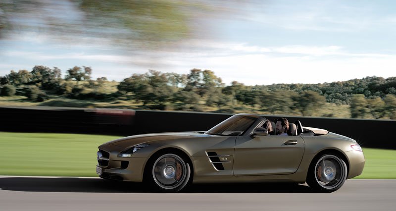 Mercedes-Benz SLS