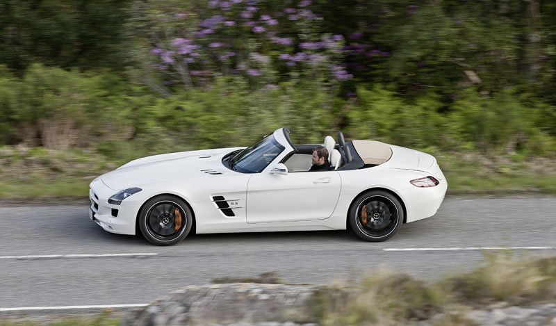 Mercedes-Benz SLS