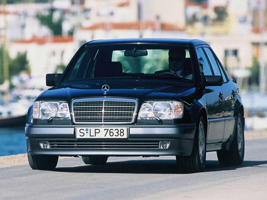 Mercedes-Benz 124