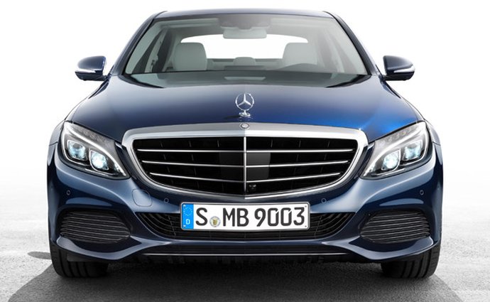 Mercedes-Benz loni prodal rekordní počet aut