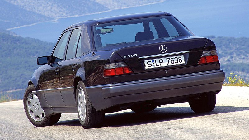 Mercedes-Benz E