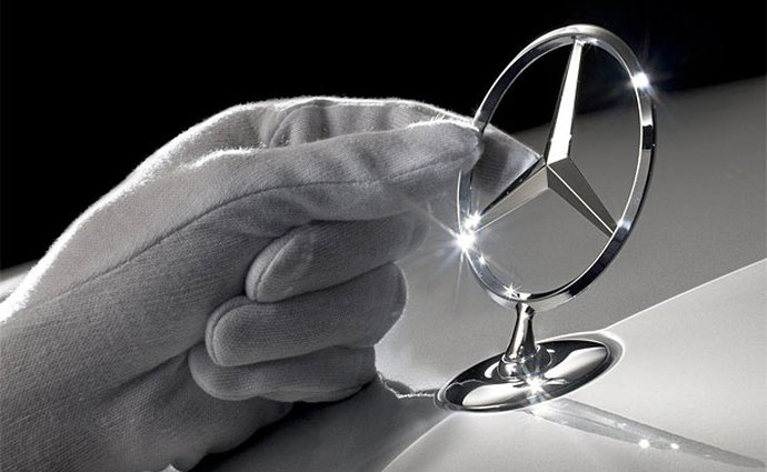 Mercedes-Benz podle čínských úřadů manipuloval s cenami