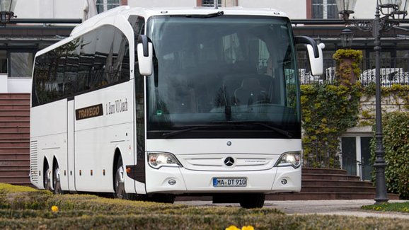 Zájezdové autobusy Mercedes-Benz: Třetinový podíl