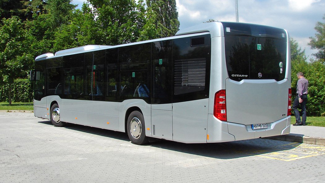 Dvanáctimetrové citaro dostalo nezaměnitelný dolní okraj prosklené plochy