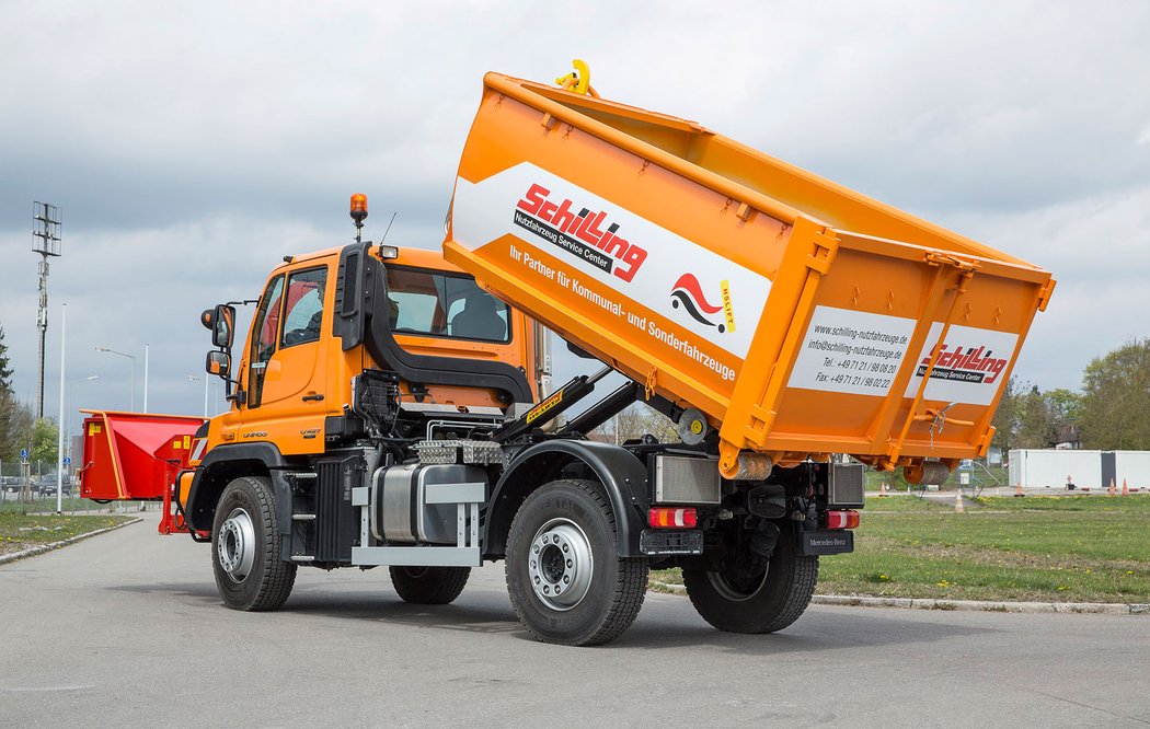 Mercedes-Benz Unimog U 427