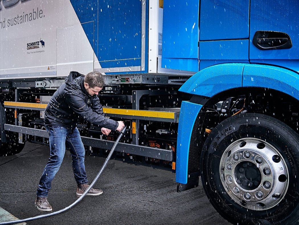 Mercedes-Benz eActros