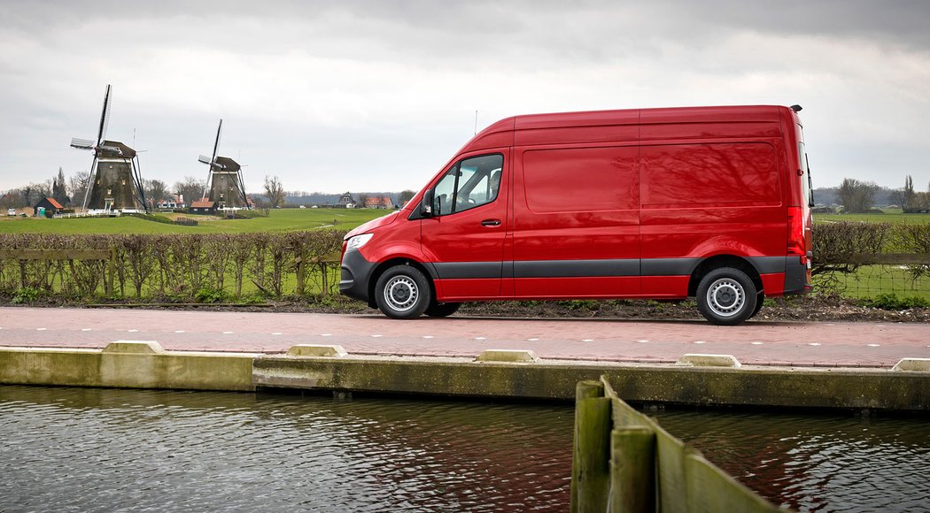 Mercedes-Benz Sprinter