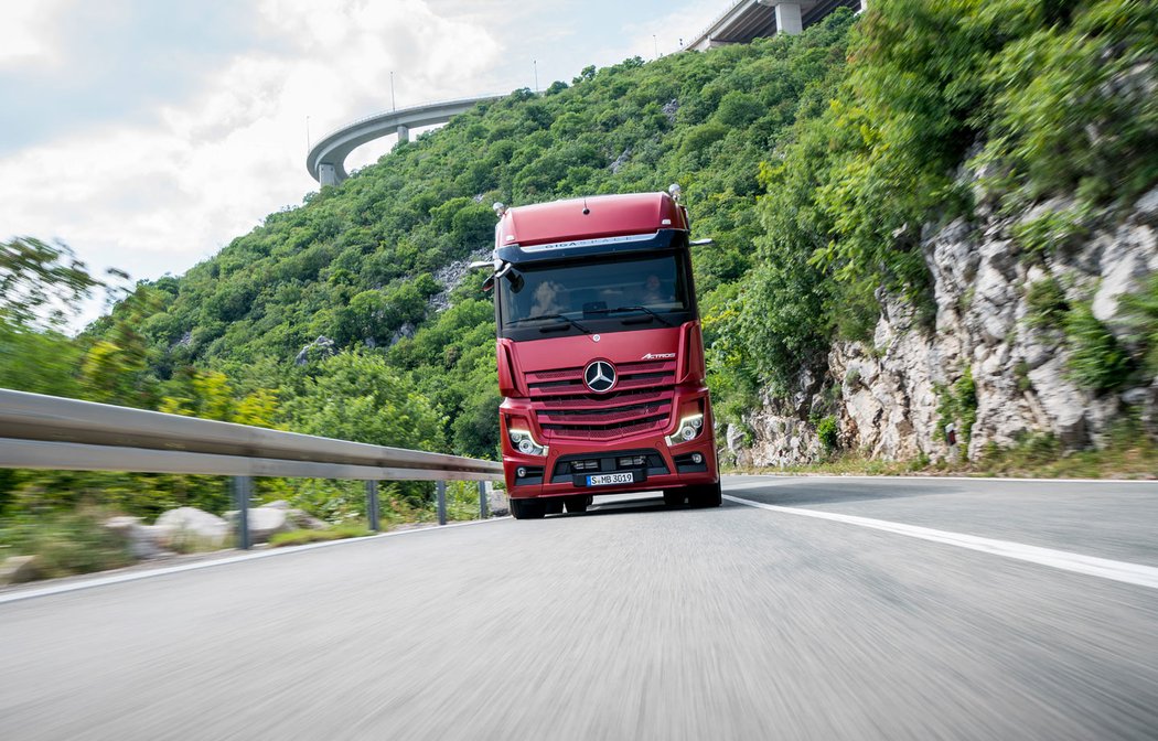 Mercedes-Benz New Actros