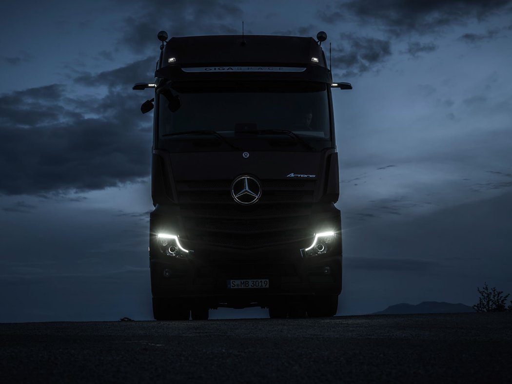 Mercedes-Benz New Actros