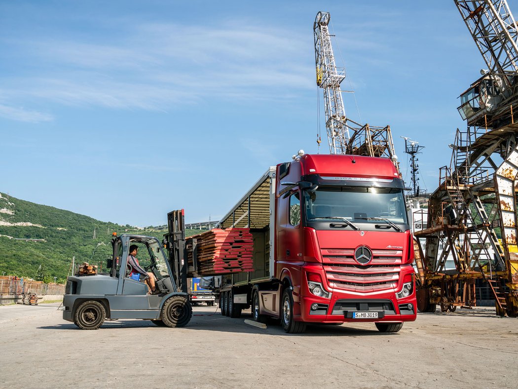 Mercedes-Benz New Actros