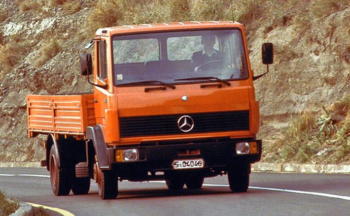 Mercedes-Benz: Pohled do minulosti rozvážkových nákladních vozů