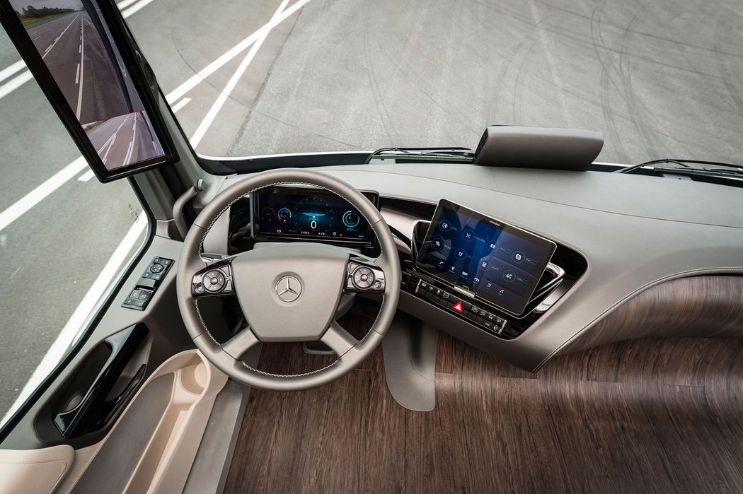 Mercedes-Benz Future Truck 2025