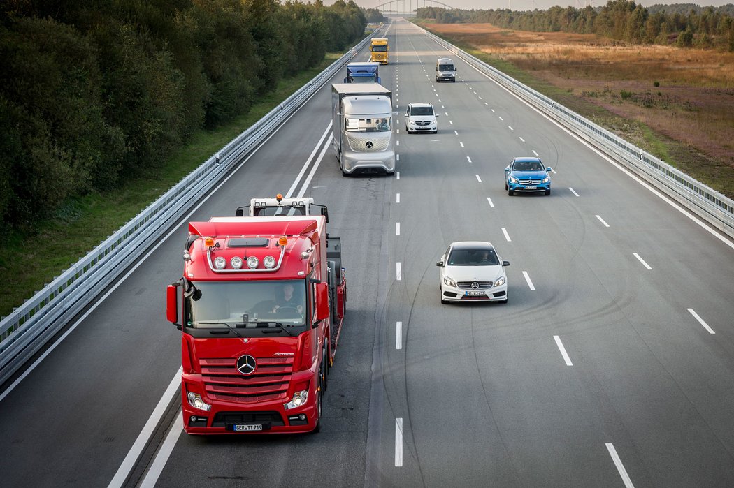 Mercedes-Benz Future Truck 2025