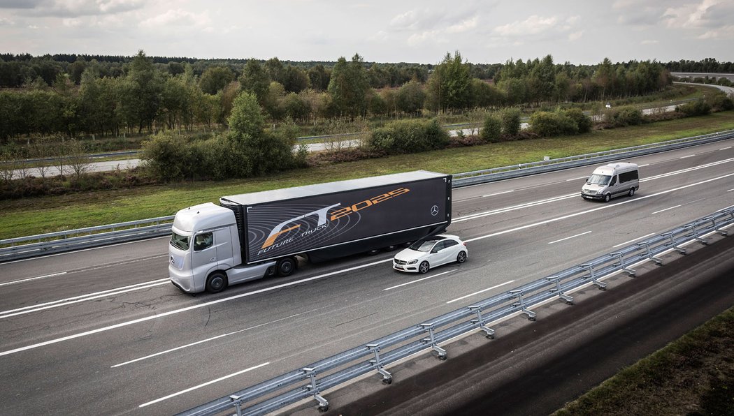 Mercedes-Benz Future Truck 2025