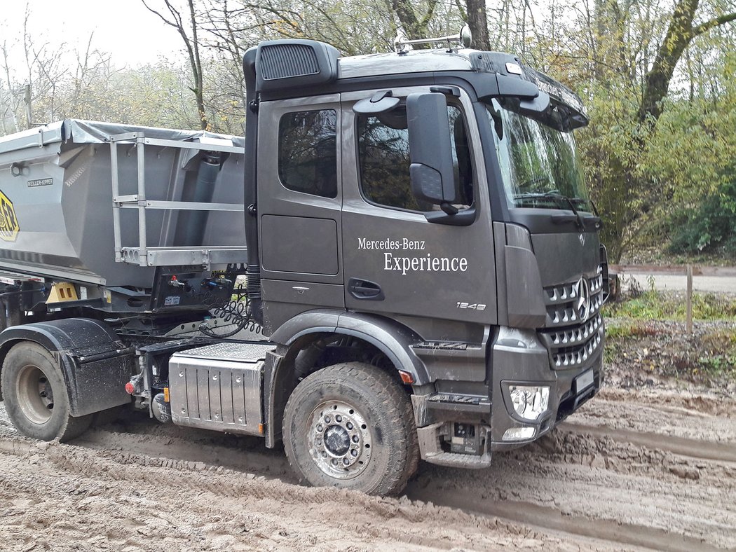 Mercedes-Benz Arocs