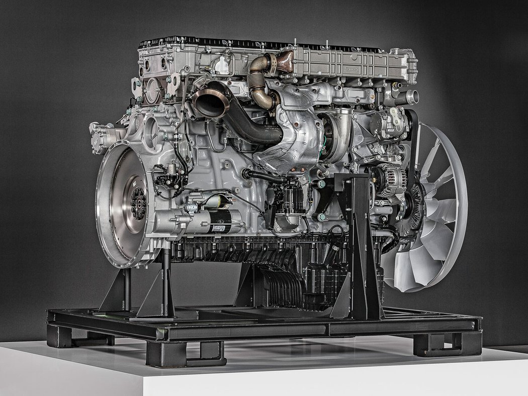 Daimler vyrobil milion motorů pro nákladní vozidla