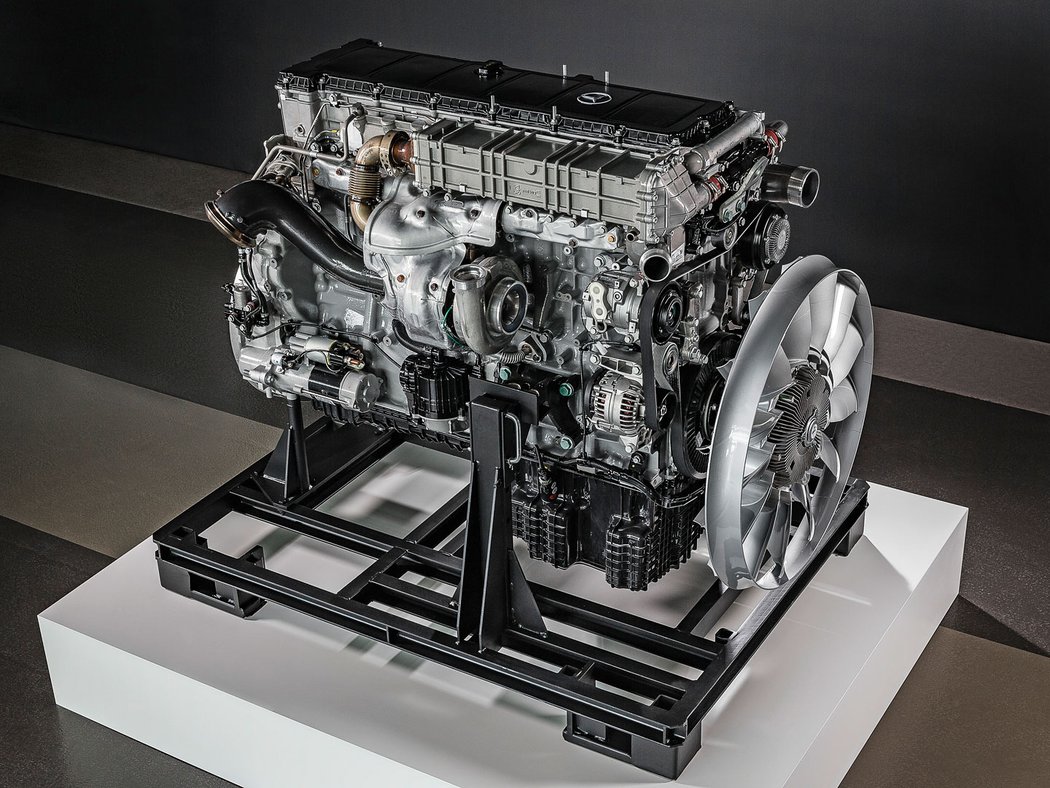 Daimler vyrobil milion motorů pro nákladní vozidla