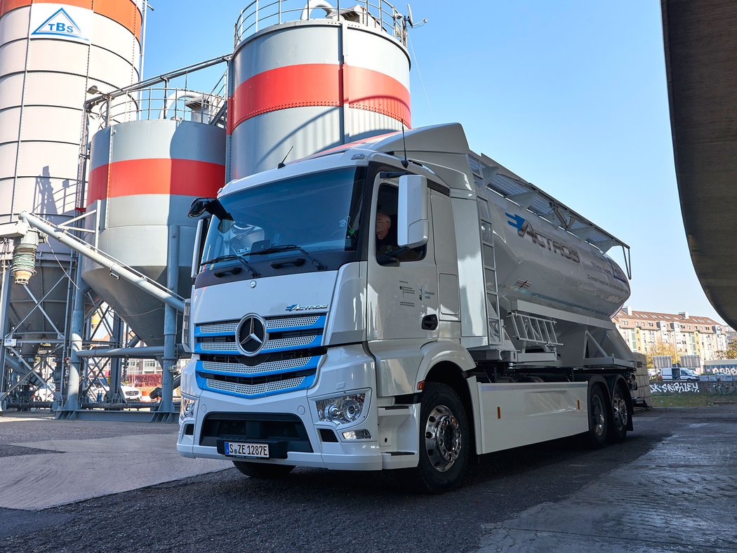 Mercedes-Benz eActros TBS